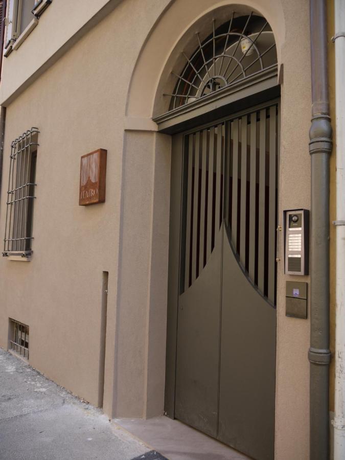 Rb Del Teatro&Apartaments Имола Экстерьер фото