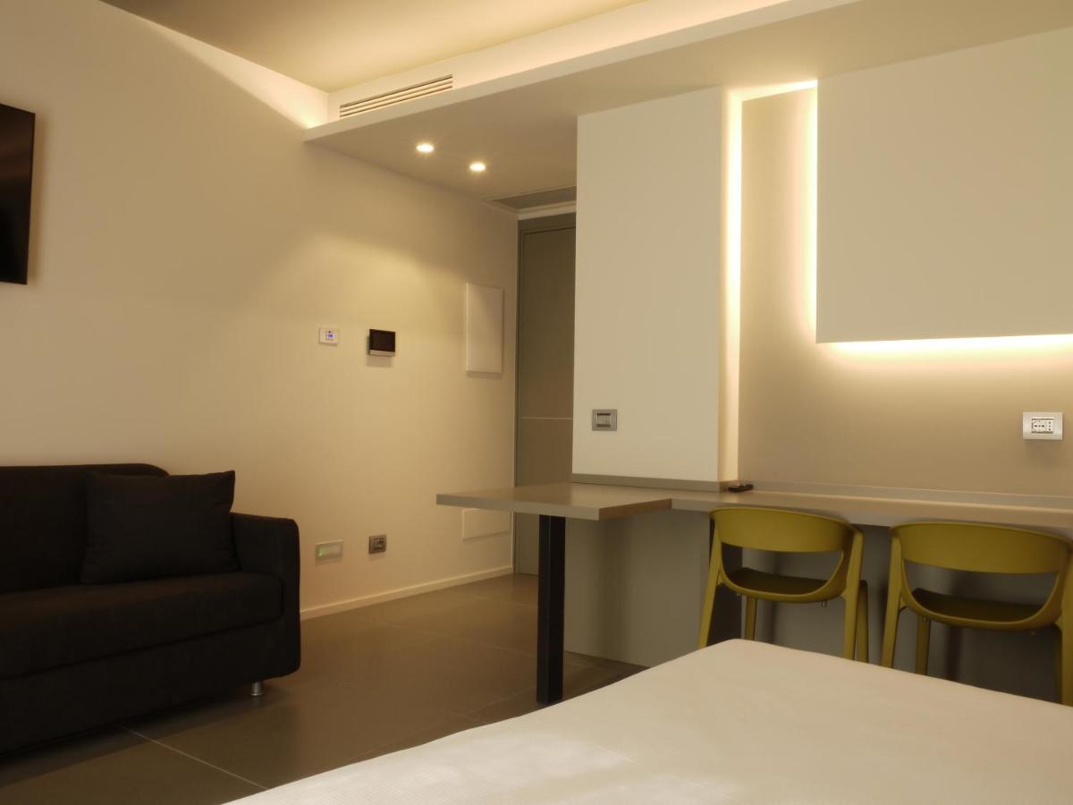 Rb Del Teatro&Apartaments Имола Экстерьер фото