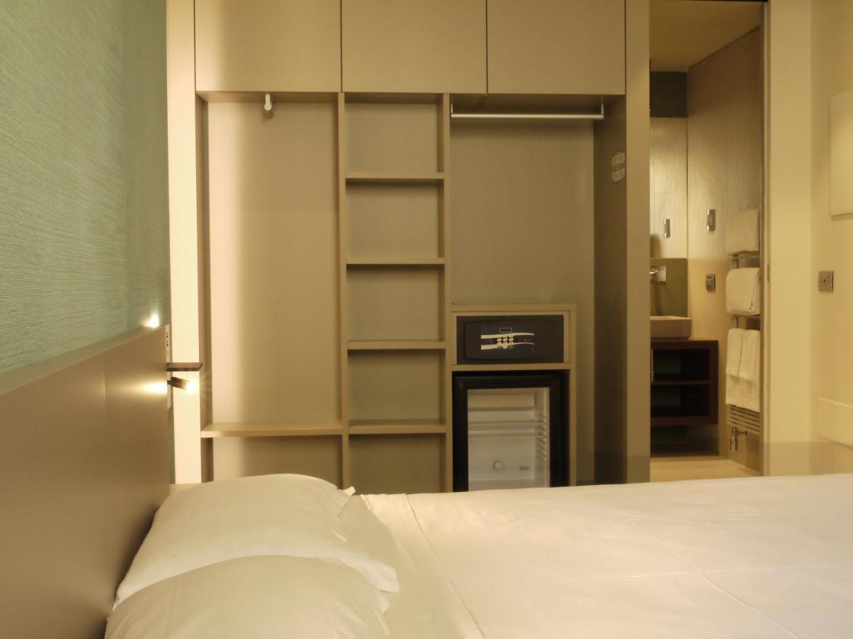 Rb Del Teatro&Apartaments Имола Экстерьер фото