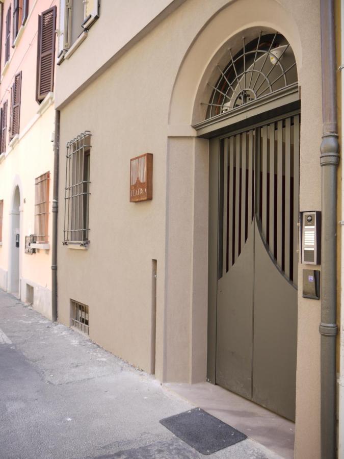 Rb Del Teatro&Apartaments Имола Экстерьер фото
