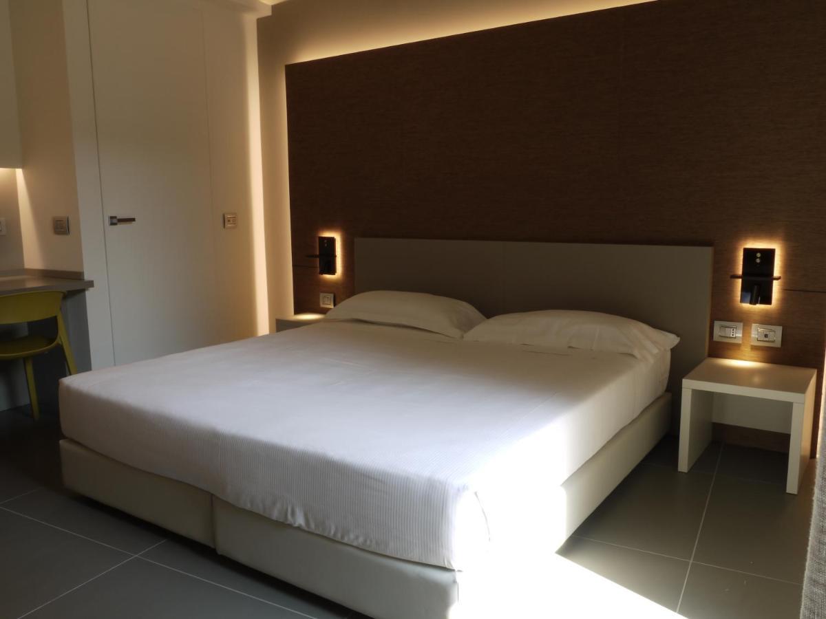 Rb Del Teatro&Apartaments Имола Экстерьер фото