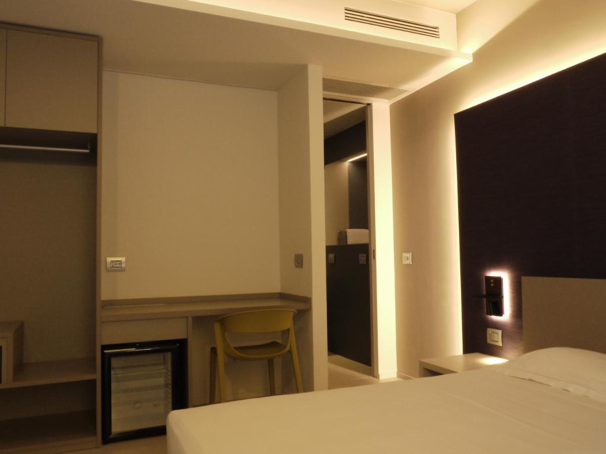 Rb Del Teatro&Apartaments Имола Экстерьер фото
