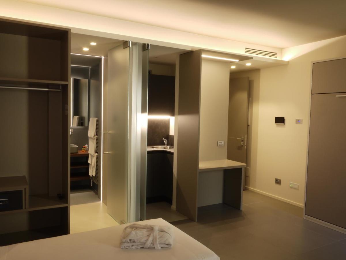Rb Del Teatro&Apartaments Имола Экстерьер фото