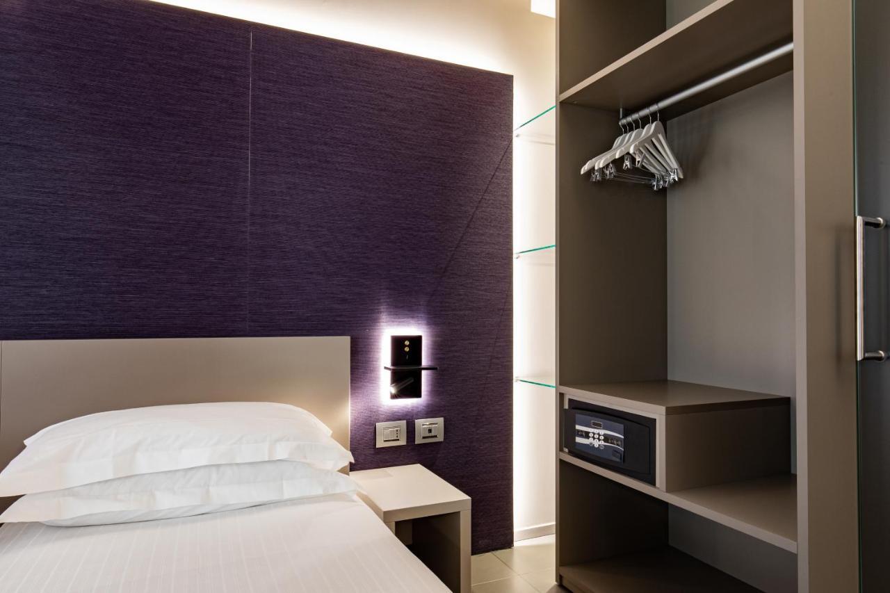 Rb Del Teatro&Apartaments Имола Экстерьер фото