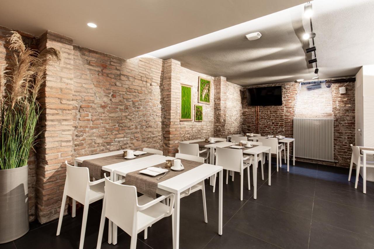 Rb Del Teatro&Apartaments Имола Экстерьер фото